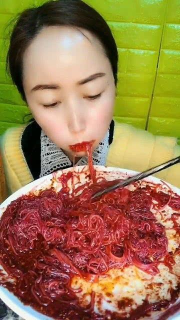 吃辣视频,跟随吃辣视频探索辣食魅力