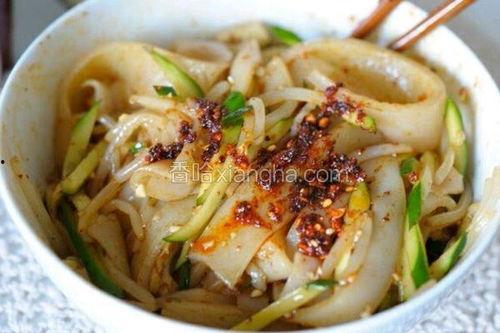 凉皮怎么做视频,家常美味，简单易学