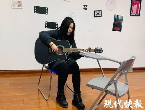 南京一枝花吴煜辉视频,揭秘网红背后的故事
