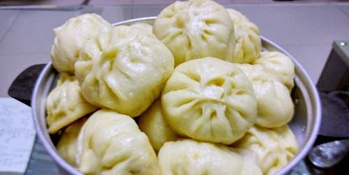 学做包子的视频,轻松掌握传统美食制作技巧
